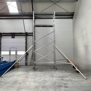 Andamio de aluminio móvil sencillo 5075 m + 4 bastidores estabilizadores