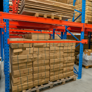 Larguero trasero para estante industrial 2700 x 60 x 40 x 1,2 mm