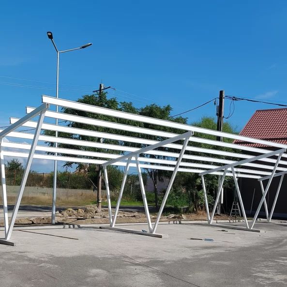 Marquesina de aluminio para 8 coches (El paquete no incluye paneles fotovoltaicos)1