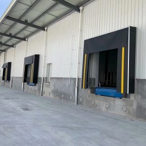 Rampa niveladora hidráulica de 10 toneladas con borde basculante monofásico