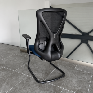 Silla de oficina ergonómica con respaldo de malla brazos fijos y estructura de acero – W550D615H1040 mm