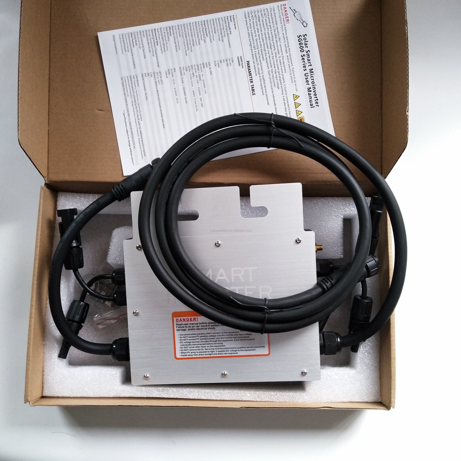 Microinversor solar 800W 120V -230V WiFi IP65 MPPT 4 Microinversor solar 800W 120V -230V WiFi IP65 MPPT