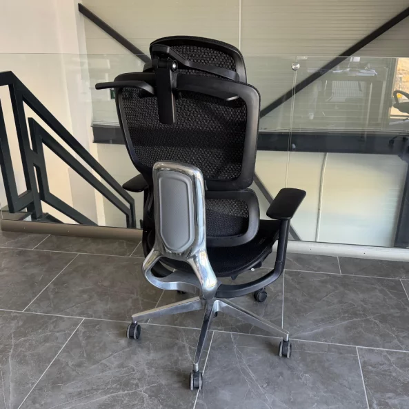 Silla ergonómica Ergo Breeze con reposacabezas 4D y mecanismo sincronizado – W720×D665×H1200-1260mm, negro5